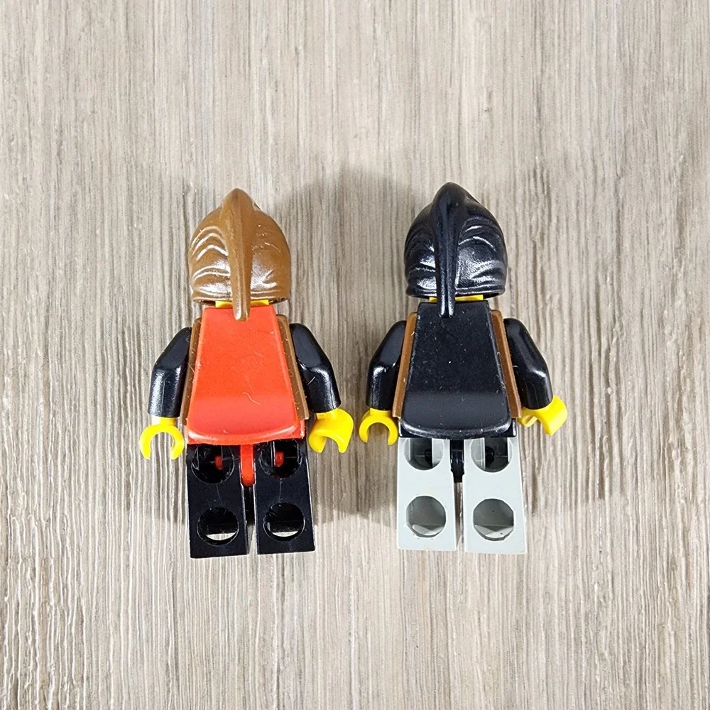 Vintage LEGO Wolfpack Castle Minifigures Lot of 2 Mustache Eye Patch 1990s